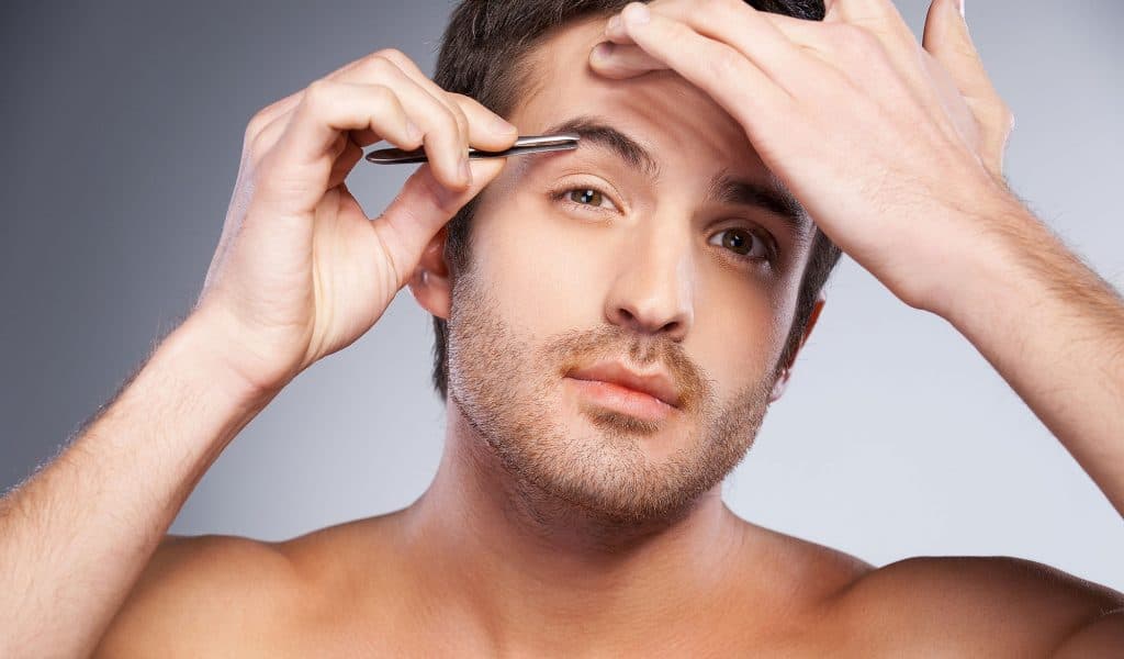 cómo arreglar las cejas masculinas